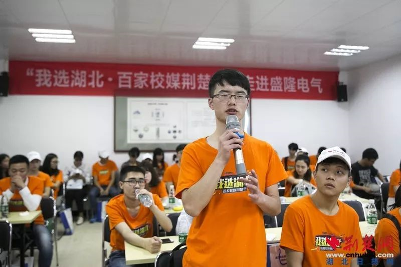 1528353737784899.png blob.png