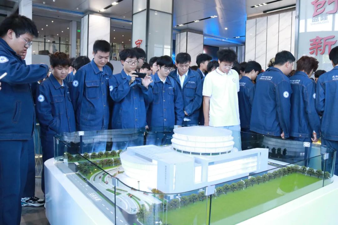 1754228019543633.jpg 1754228019543633.jpg